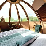 Les Nuits De Cassiopee Bed & Breakfast