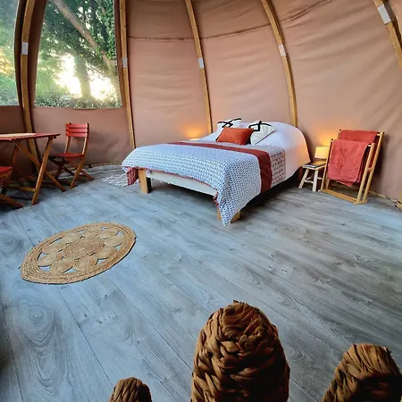 Les Nuits De Cassiopee Sorde-lʼAbbaye