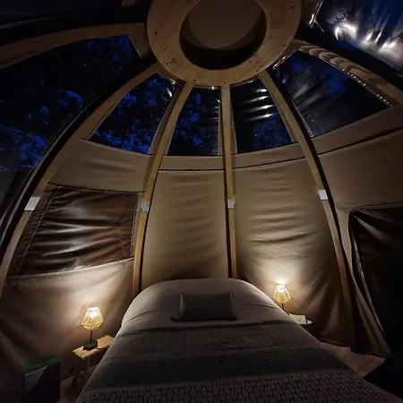 Les Nuits De Cassiopee Alojamento de Acomodação e Pequeno-almoço *