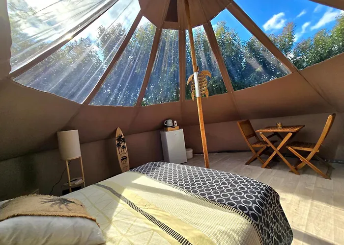 Les Nuits De Cassiopee Bed & Breakfast *