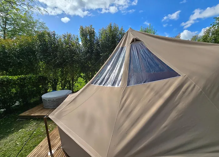 Les Nuits De Cassiopee Sorde-lʼAbbaye